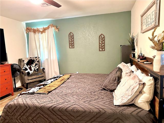 500 Ward Avenue E, Robinson, TX 76706