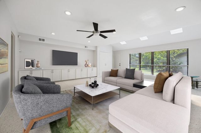 6115 Paisley Street, Houston, TX 77096