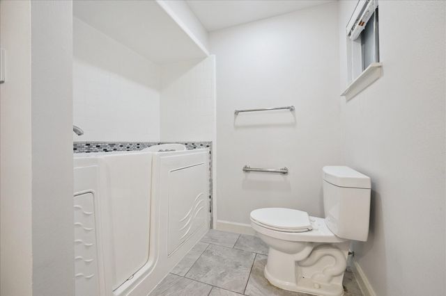 6115 Paisley Street, Houston, TX 77096