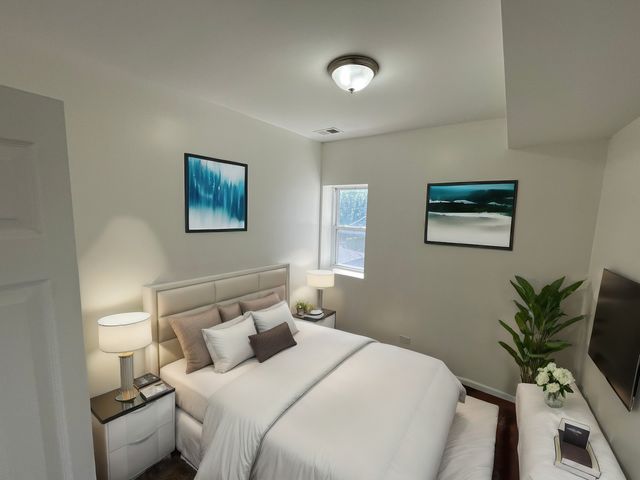 649 E Marquette Road 3, Chicago, IL 60637