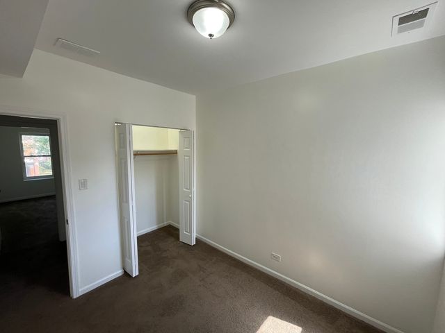 649 E Marquette Road 3, Chicago, IL 60637