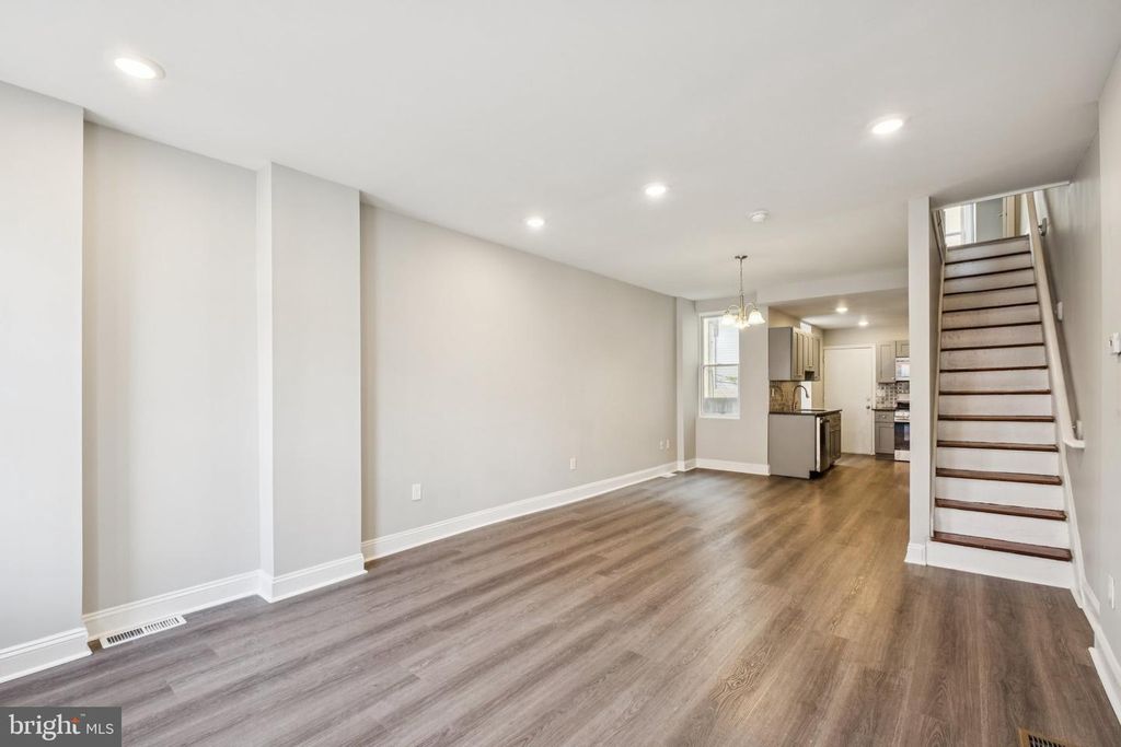 2640 OAKFORD ST, Philadelphia, PA 19146