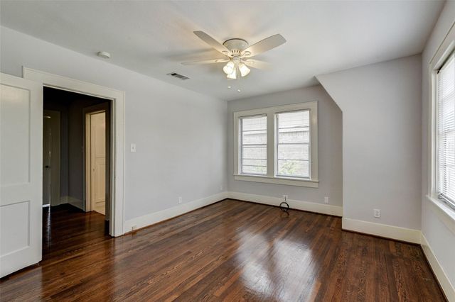 1748 Hawthorne Street B, Houston, TX 77098