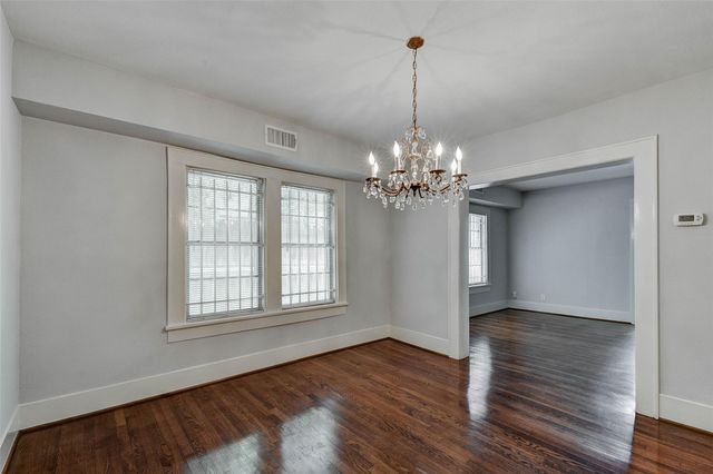 1748 Hawthorne Street B, Houston, TX 77098