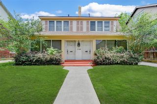 1748 Hawthorne Street B, Houston, TX 77098
