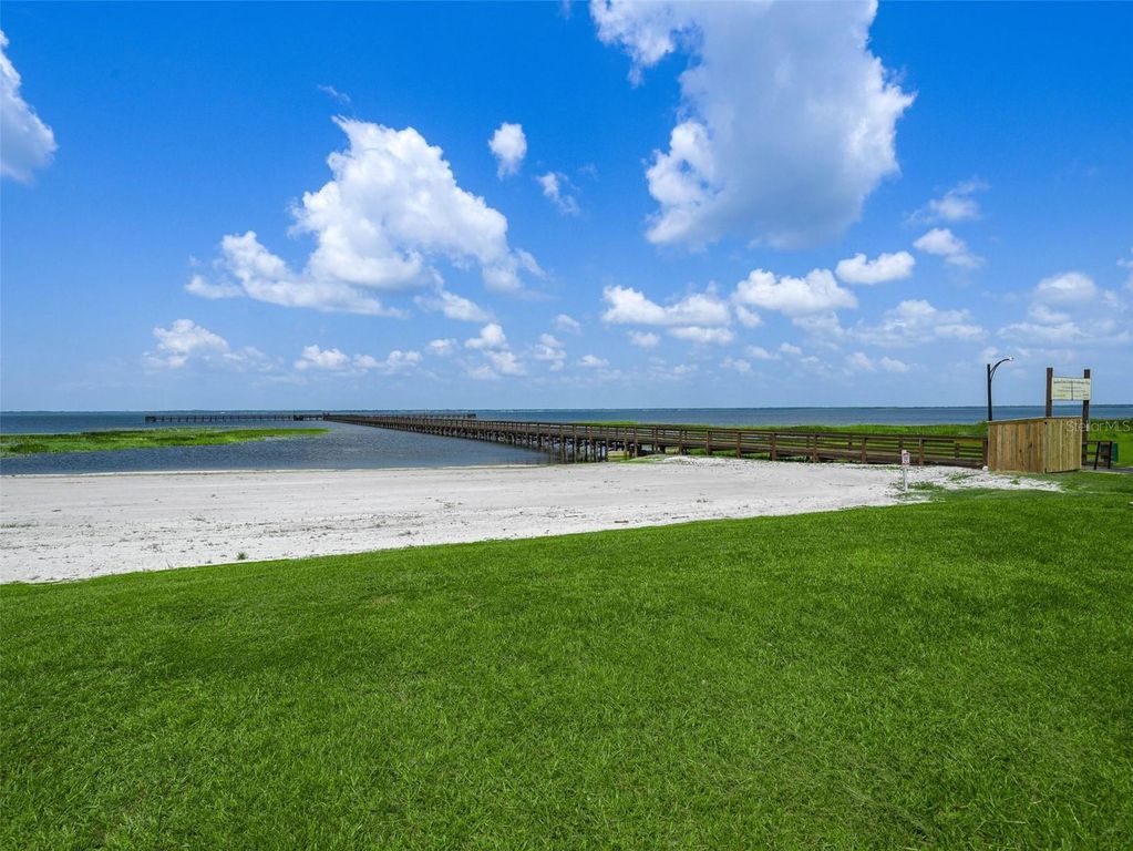 Image 36 of property listing at 206 IXORA DRIVE, Indian Lake Estates, FL 33855