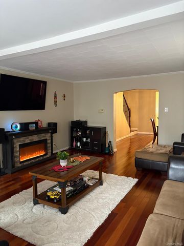 90-17 207th Street, Queens Village, NY 11428