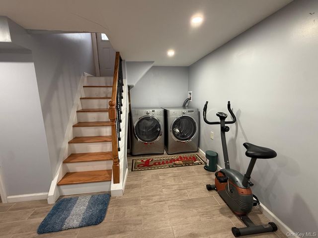 90-17 207th Street, Queens Village, NY 11428