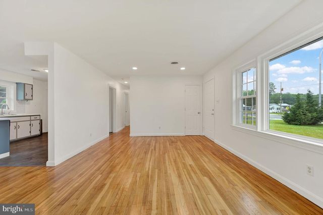 1546 FORREST AVE, Dover, DE 19904