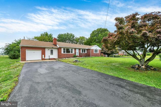 1546 FORREST AVE, Dover, DE 19904