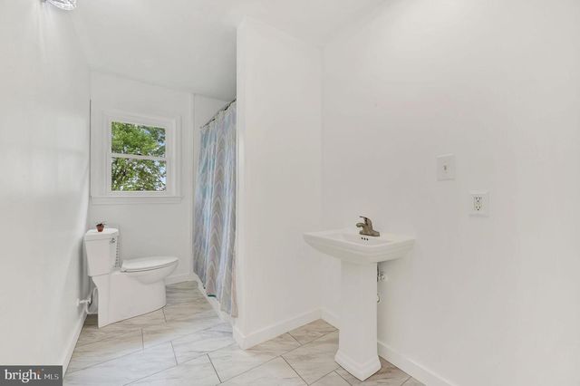 1546 FORREST AVE, Dover, DE 19904