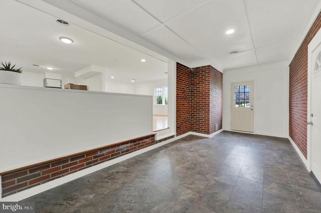 1546 FORREST AVE, Dover, DE 19904