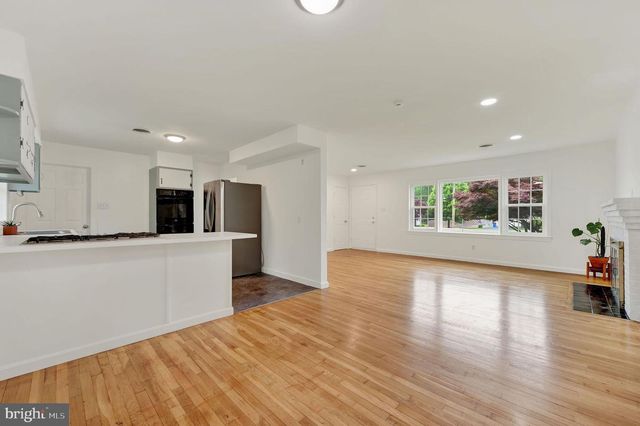 1546 FORREST AVE, Dover, DE 19904