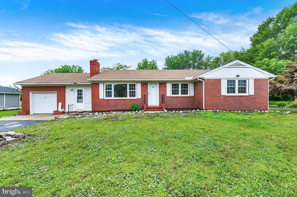 1546 FORREST AVE, Dover, DE 19904