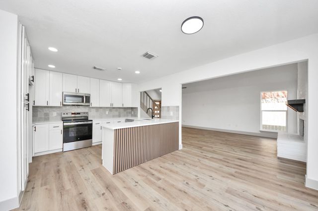 10510 White Fawn Drive, Houston, TX 77041