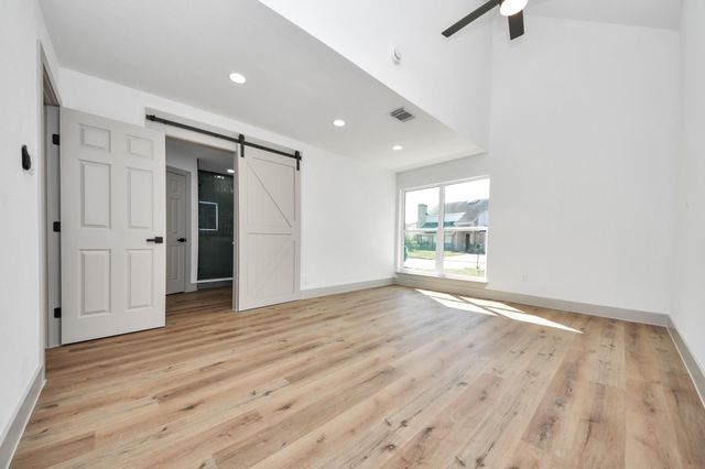 10510 White Fawn Drive, Houston, TX 77041