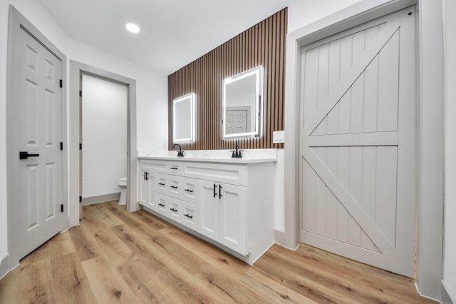 10510 White Fawn Drive, Houston, TX 77041