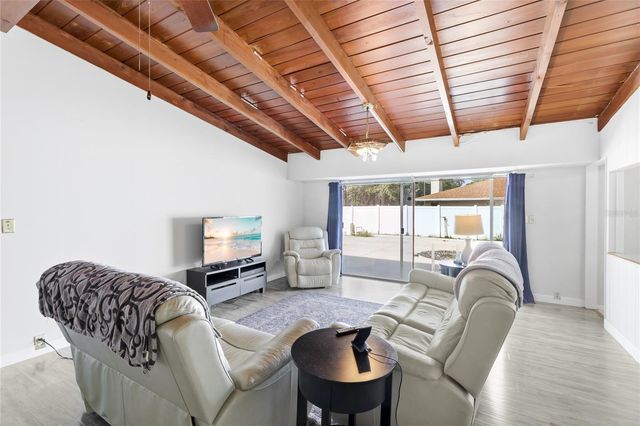 616 SAINT ANDREWS DRIVE, Sarasota, FL 34243
