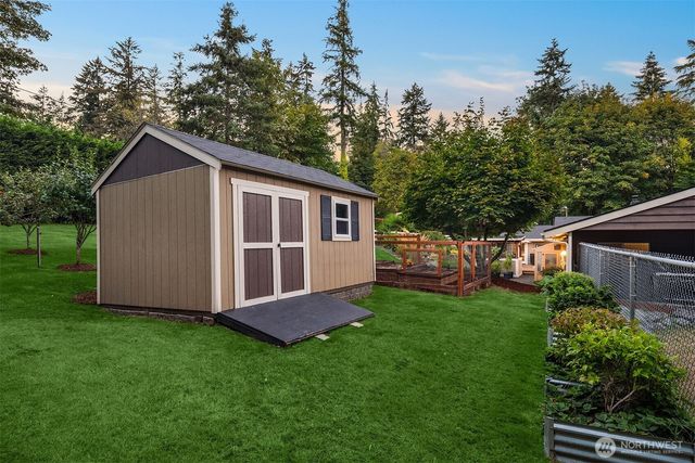 8807 Danforth Street NW, Gig Harbor, WA 98329