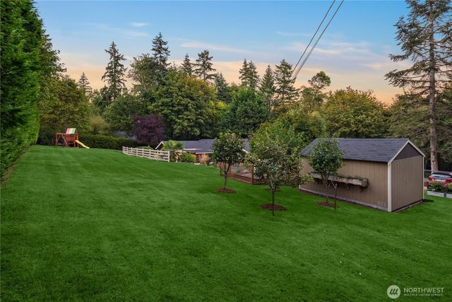 8807 Danforth Street NW, Gig Harbor, WA 98329