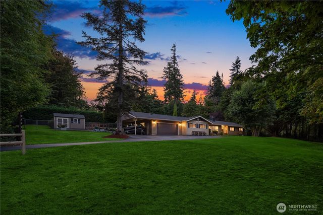 8807 Danforth Street NW, Gig Harbor, WA 98329