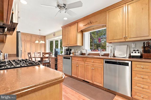 11911 WHISTLER CT, Potomac, MD 20854