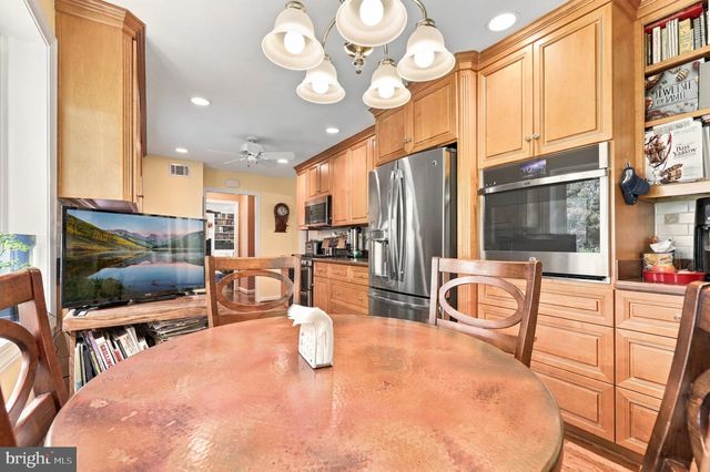 11911 WHISTLER CT, Potomac, MD 20854