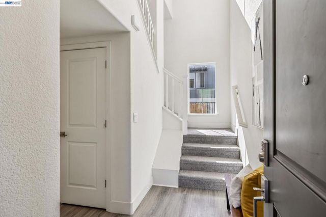 28957 Ashwell Ave, Hayward, CA 94544