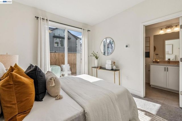 28957 Ashwell Ave, Hayward, CA 94544