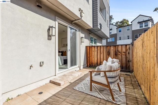 28957 Ashwell Ave, Hayward, CA 94544