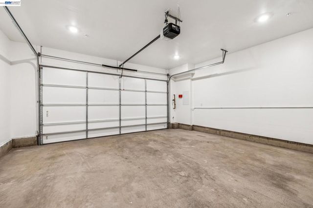 28957 Ashwell Ave, Hayward, CA 94544