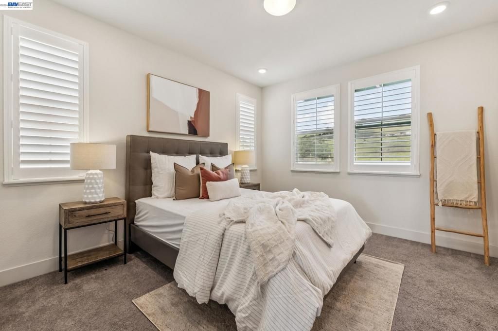 Image 37 of property listing at 28957 Ashwell Ave, Hayward, CA 94544