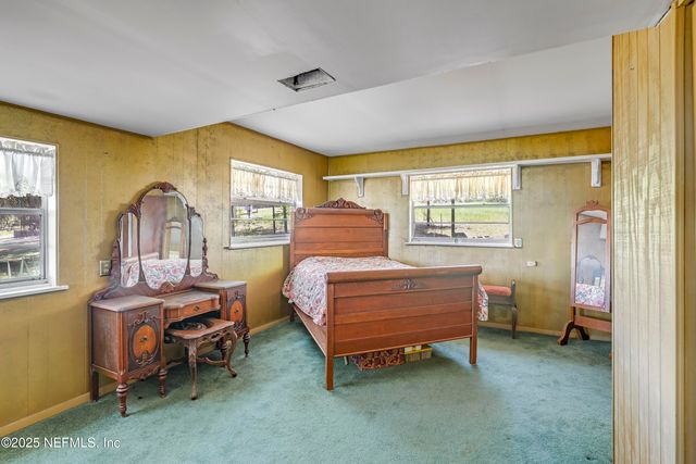 104 CARTER-WHITTAKER Lane, Pomona Park, FL 32181