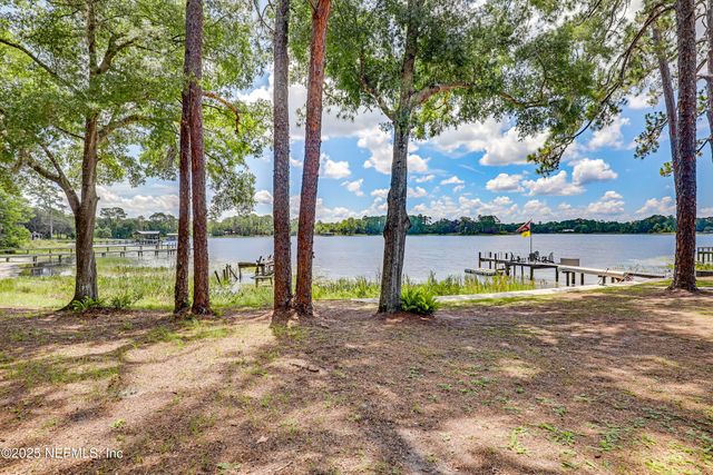 104 CARTER-WHITTAKER Lane, Pomona Park, FL 32181