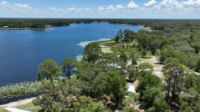 104 CARTER-WHITTAKER Lane, Pomona Park, FL 32181