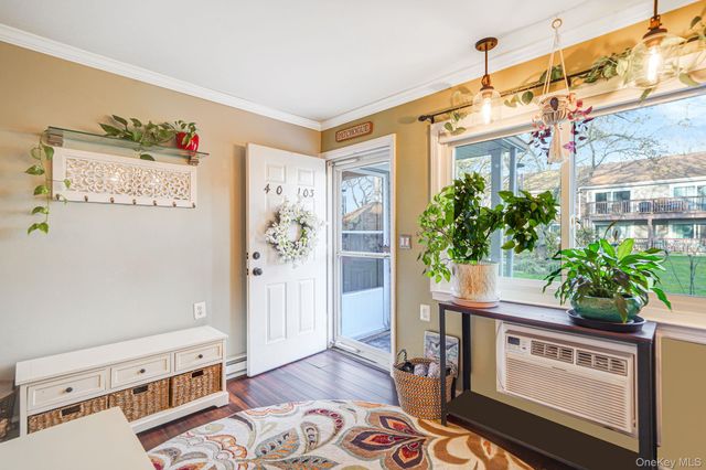 40 W 4th St 103, Patchogue, NY 11772