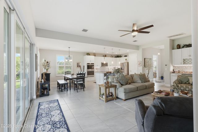 108 Snowy Egret Way, Sebastian, FL 32958
