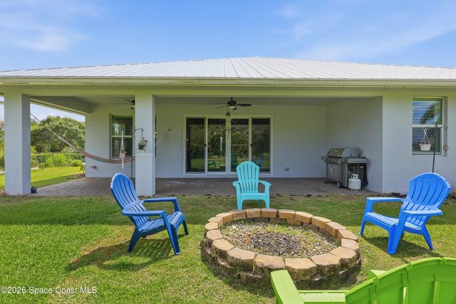 108 Snowy Egret Way, Sebastian, FL 32958