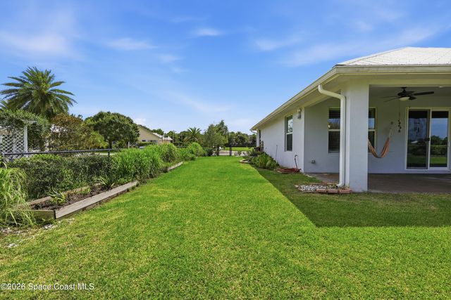 108 Snowy Egret Way, Sebastian, FL 32958