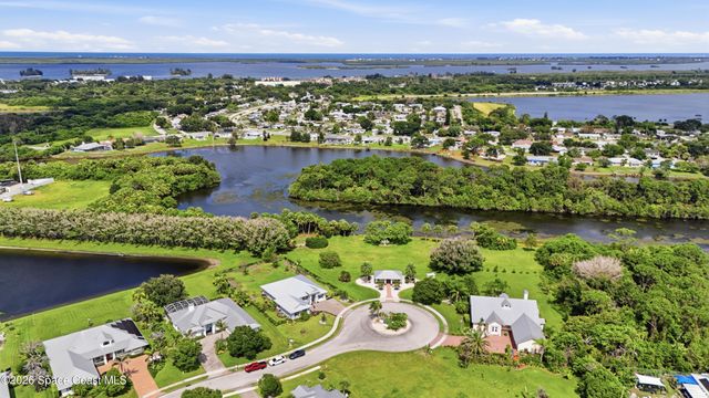 108 Snowy Egret Way, Sebastian, FL 32958