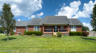 234 Cedar Place Dr, Shepherdsville, KY 40165