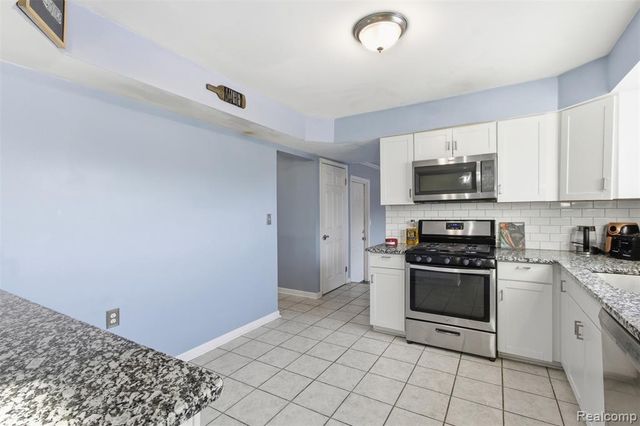 38011 Alcoy Drive, Sterling Heights, MI 48312