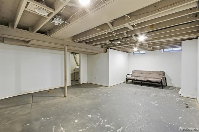 38011 Alcoy Drive, Sterling Heights, MI 48312