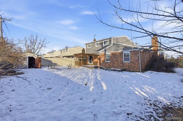 38011 Alcoy Drive, Sterling Heights, MI 48312