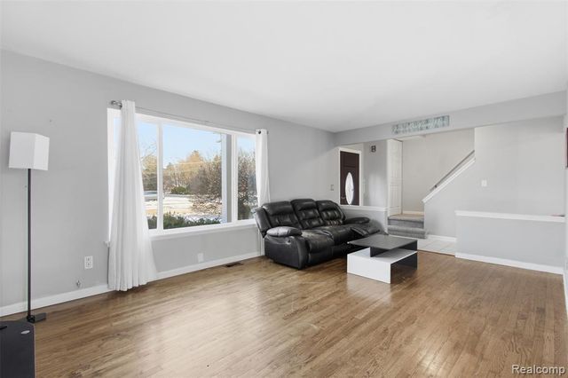 38011 Alcoy Drive, Sterling Heights, MI 48312