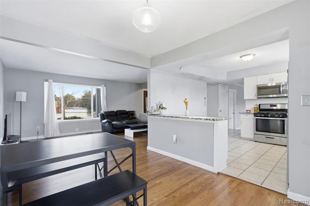 38011 Alcoy Drive, Sterling Heights, MI 48312