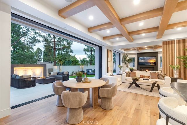 6 Pinehurst Ln, Newport Beach, CA 92660