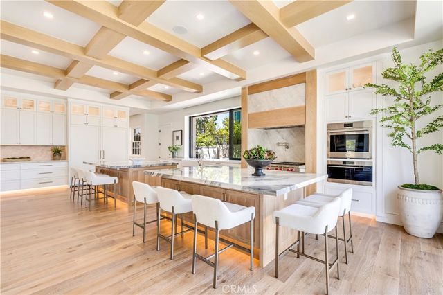 6 Pinehurst Ln, Newport Beach, CA 92660