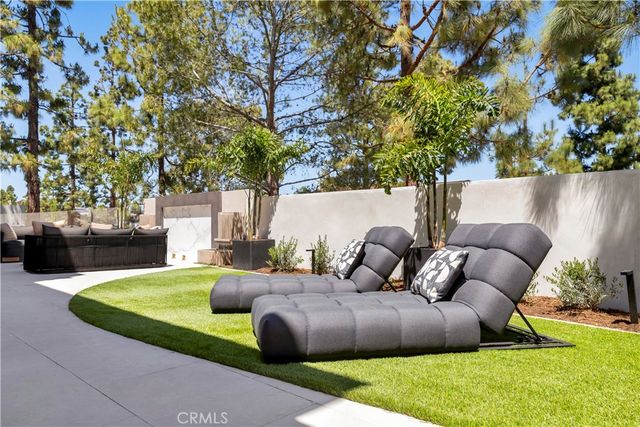 6 Pinehurst Ln, Newport Beach, CA 92660