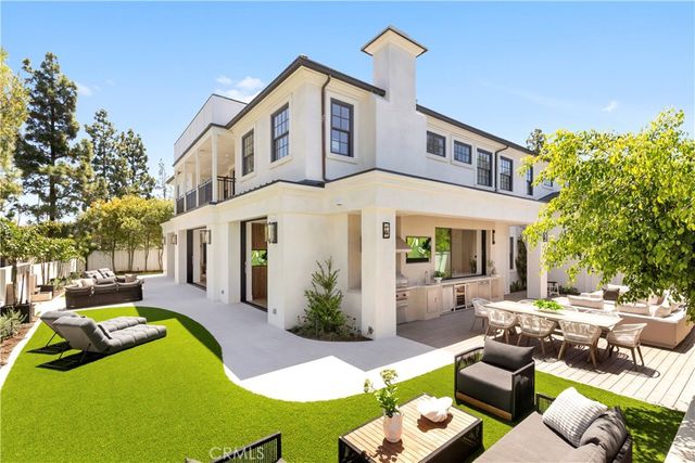 6 Pinehurst Ln, Newport Beach, CA 92660